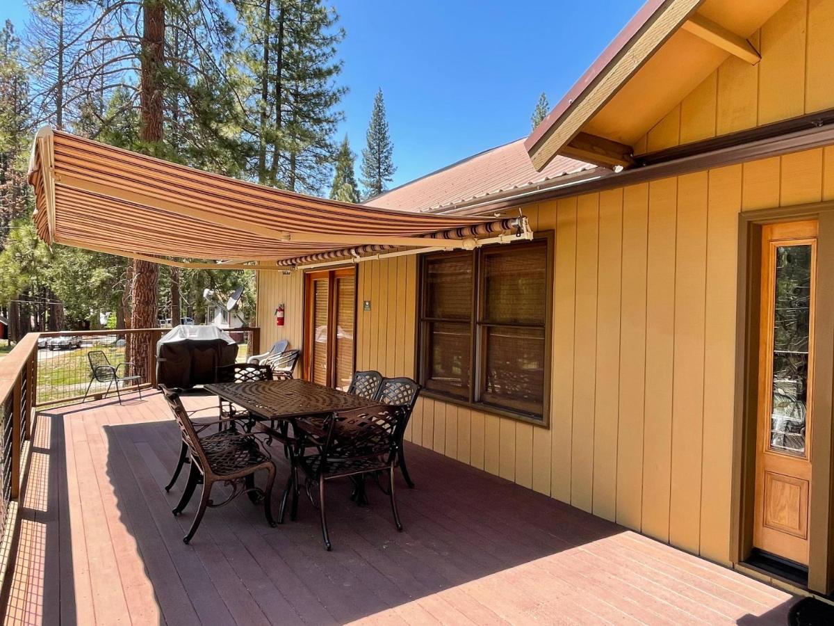 Apple Tree Bear House Villa Yosemite West Exterior photo