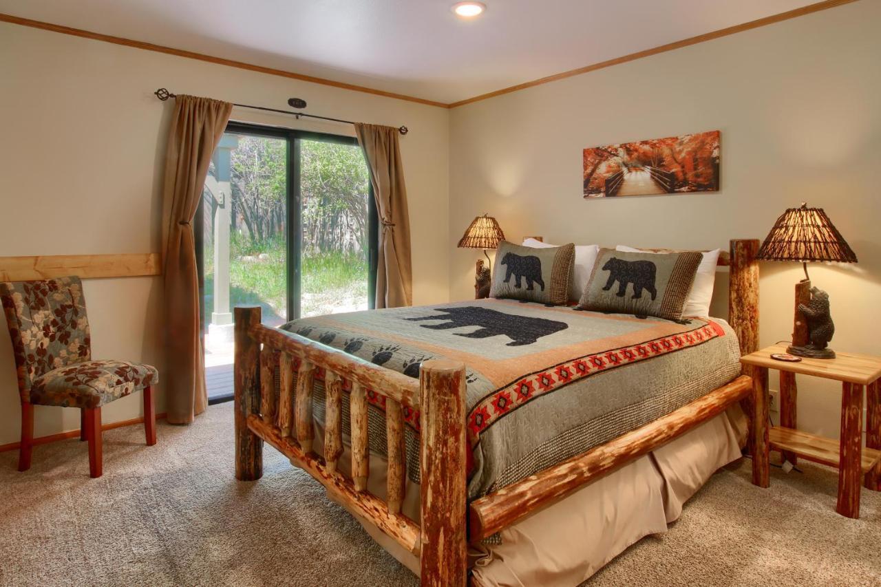 Apple Tree Bear House Villa Yosemite West Exterior photo